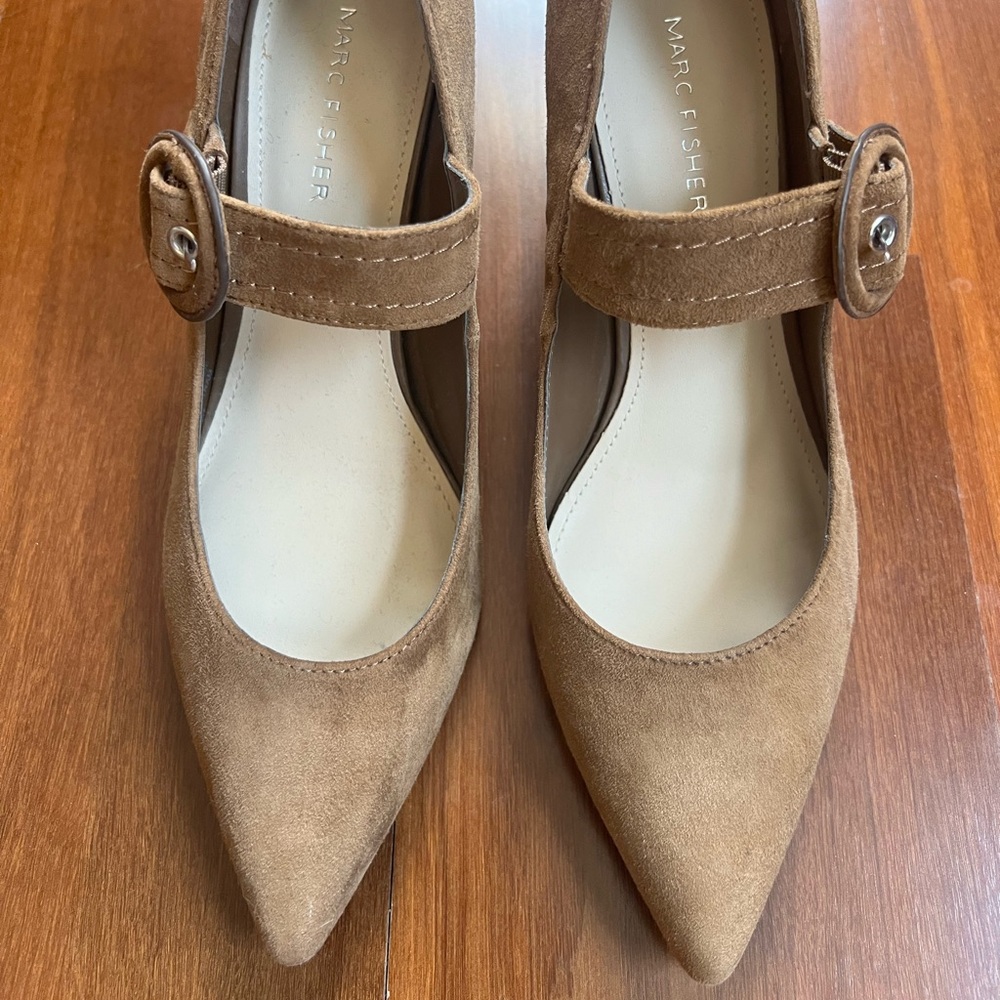 Marc Fisher McFarney Mary jane 3” block heel. Tan leather. Like new. Size 7.5